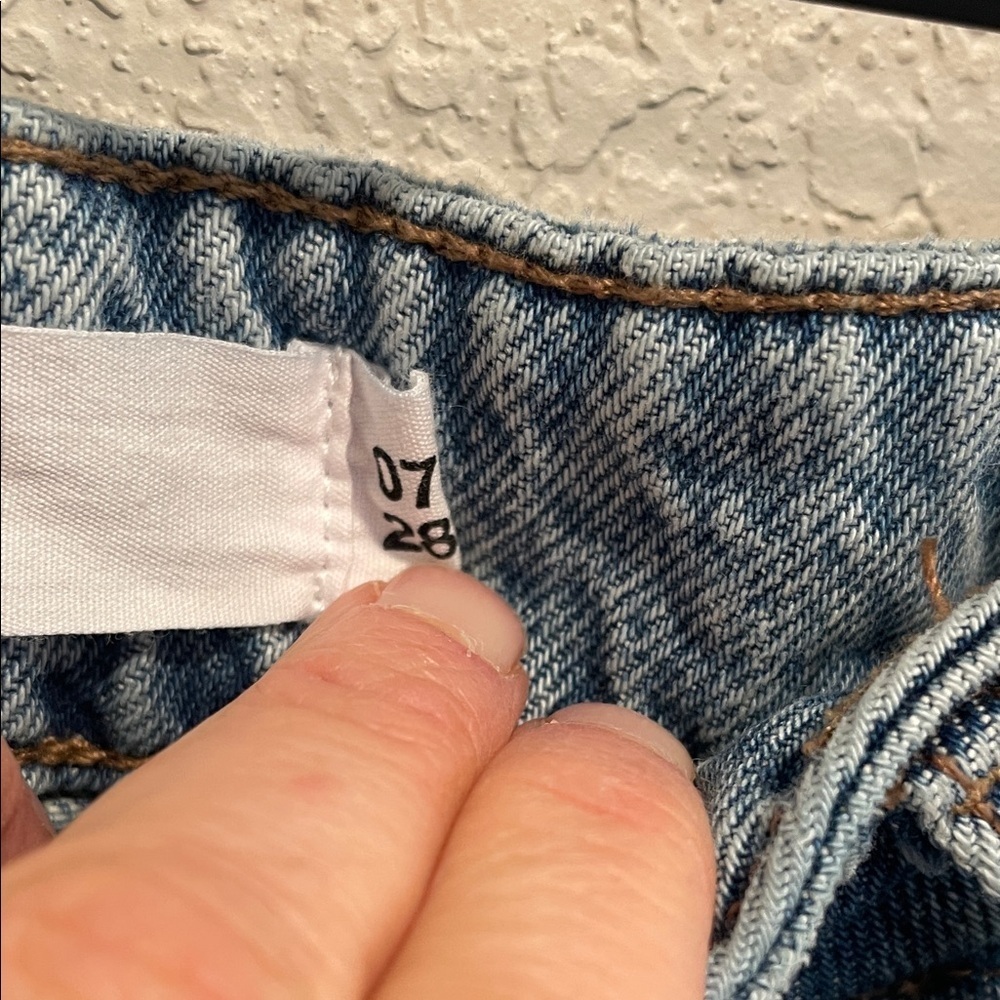 Garage Cropped Straight Leg Jeans Light Wash High Rise Size 28 - Picture 6 of 8
